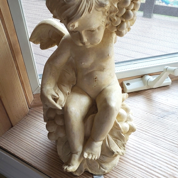 Cherub Angel Wings Statue sitting on Grapes & Leaves hidden door on bottom